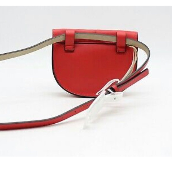 🆕 BCBGENERATION red belt bag 🍁 - Picture 2 of 6